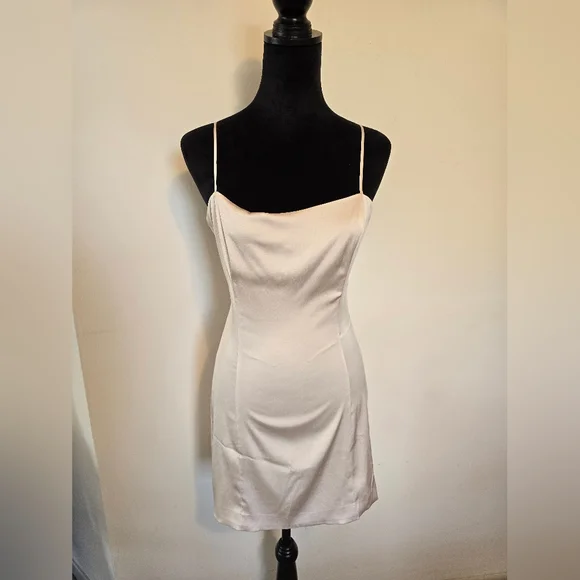 Aritzia Sunday Best Satin Cream Mini Dress Size 8 - Picture 2 of 12